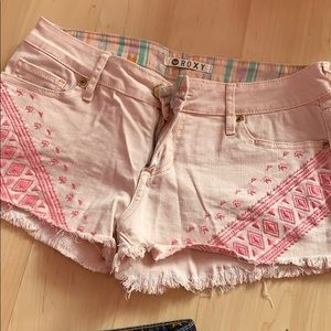patterned jean shorts